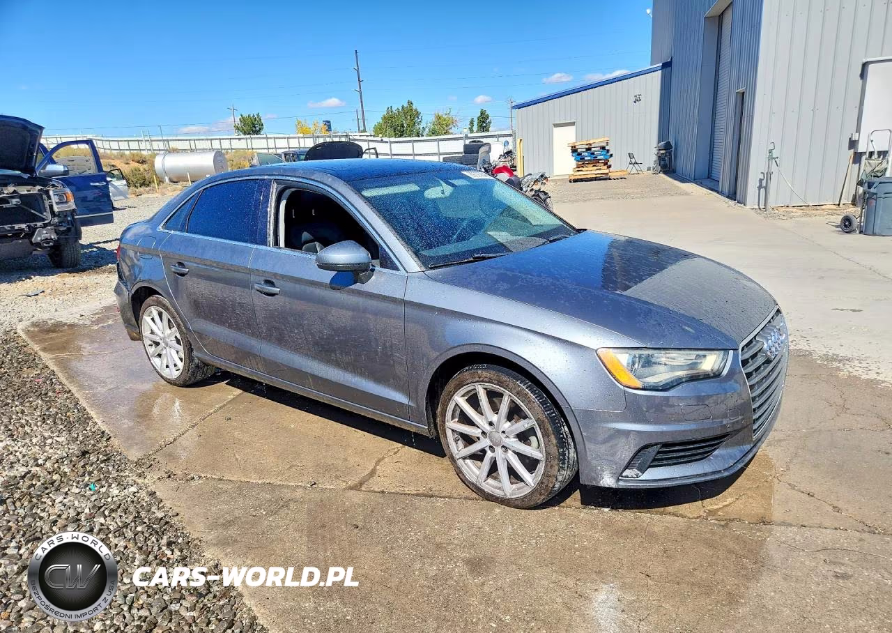 2015 Audi A3 Premium Plus VIN:WAUEFGFF7F1135615 - 4