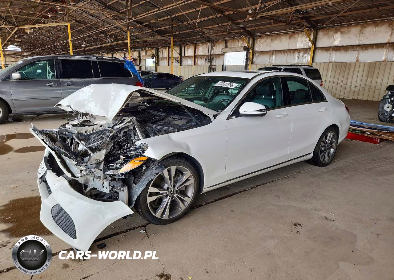 2018 Mercedes-Benz C 300 VIN:55SWF4JB7JU273292 - 1