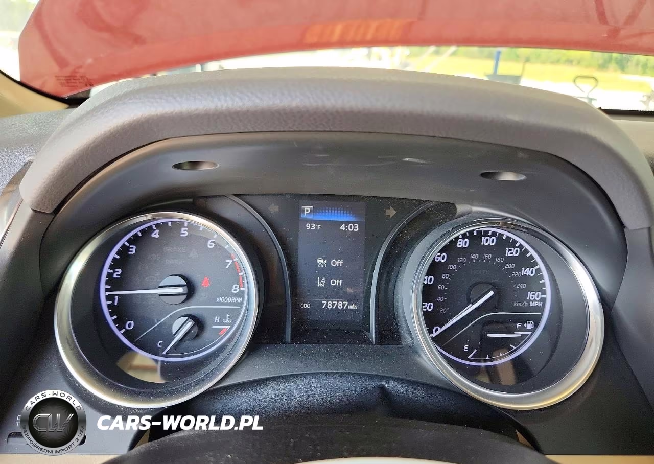 2019 Toyota Camry Le VIN:4T1B11HK6KU700615 - 9