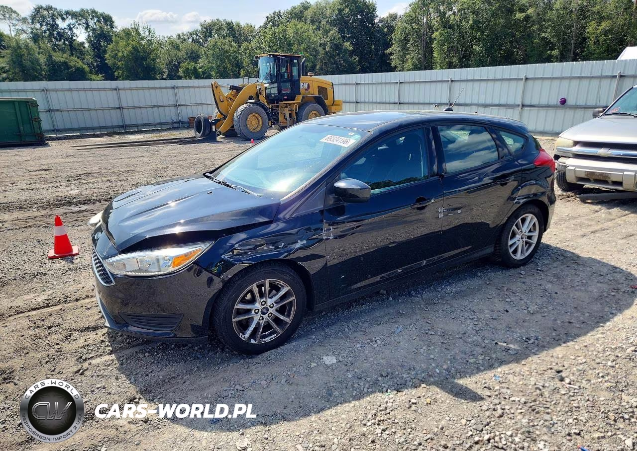 2018 Ford Focus Se VIN:1FADP3K20JL305078 - 1