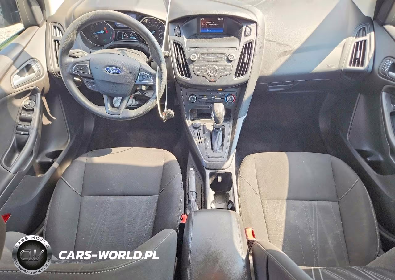 2018 Ford Focus Se VIN:1FADP3K20JL305078 - 8