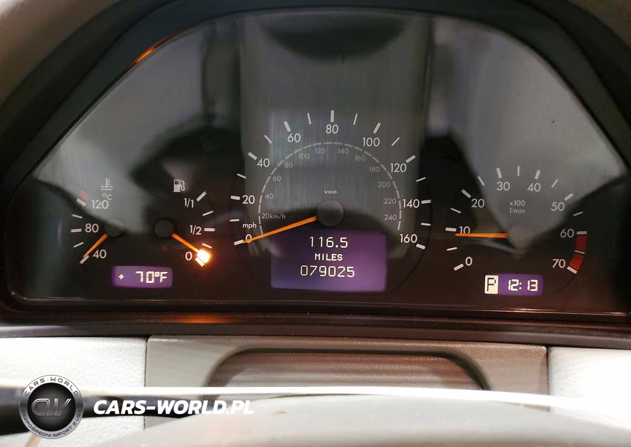2000 Mercedes-Benz E 430 VIN:WDBJF70G7YA960316 - 9