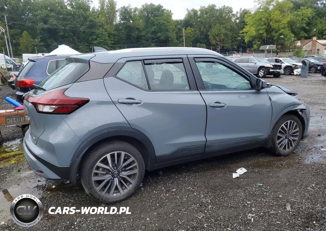 2022 Nissan Kicks Sv VIN:3N1CP5CV6NL492768 - 3