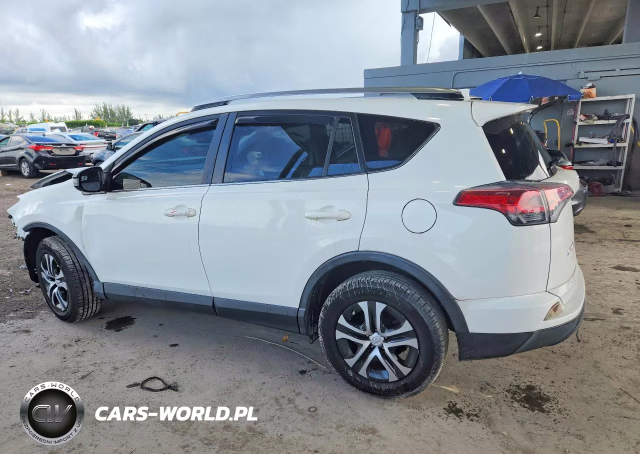 2017 Toyota Rav4 Le VIN:JTMZFREV2HJ714314 - 2