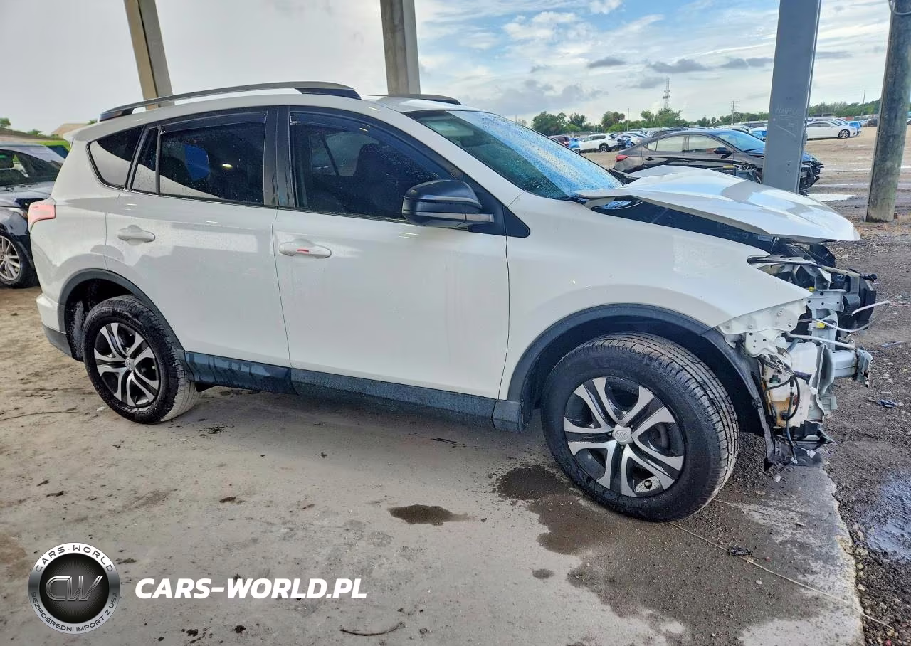 2017 Toyota Rav4 Le VIN:JTMZFREV2HJ714314 - 4