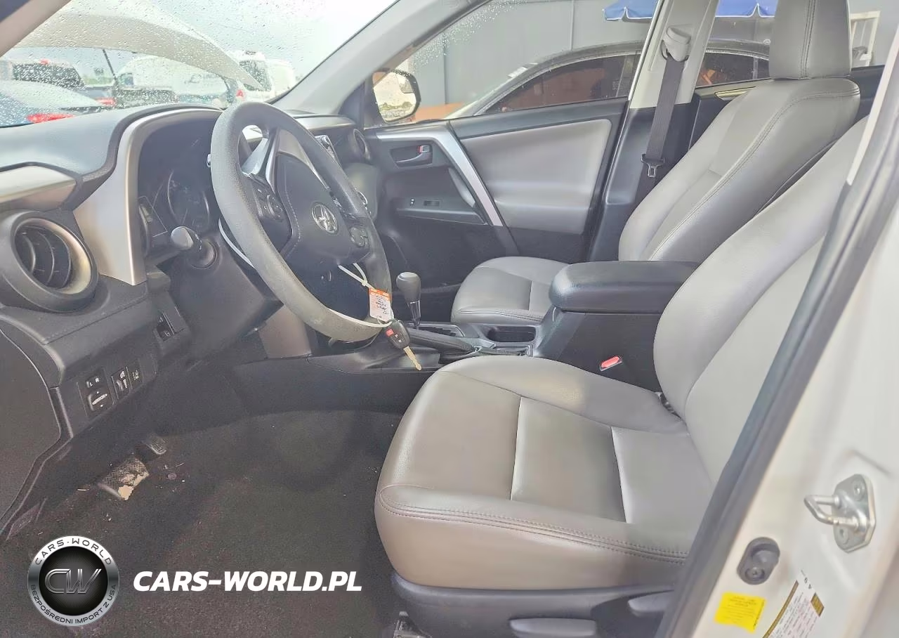2017 Toyota Rav4 Le VIN:JTMZFREV2HJ714314 - 7
