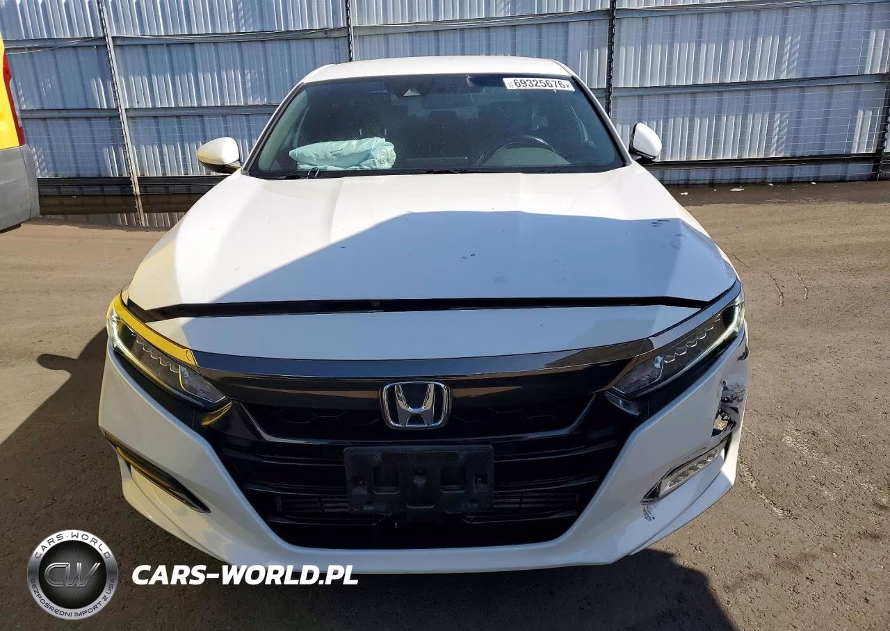 2018 Honda Accord Sport VIN:1HGCV1F37JA119294 - 5