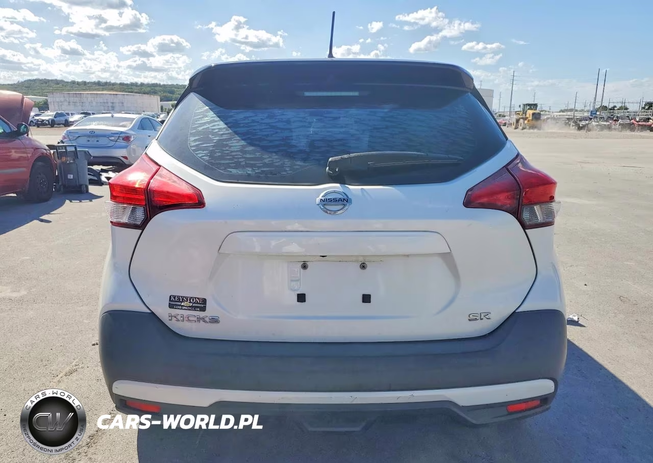 2019 Nissan Kicks Sr VIN:3N1CP5CUXKL569628 - 6