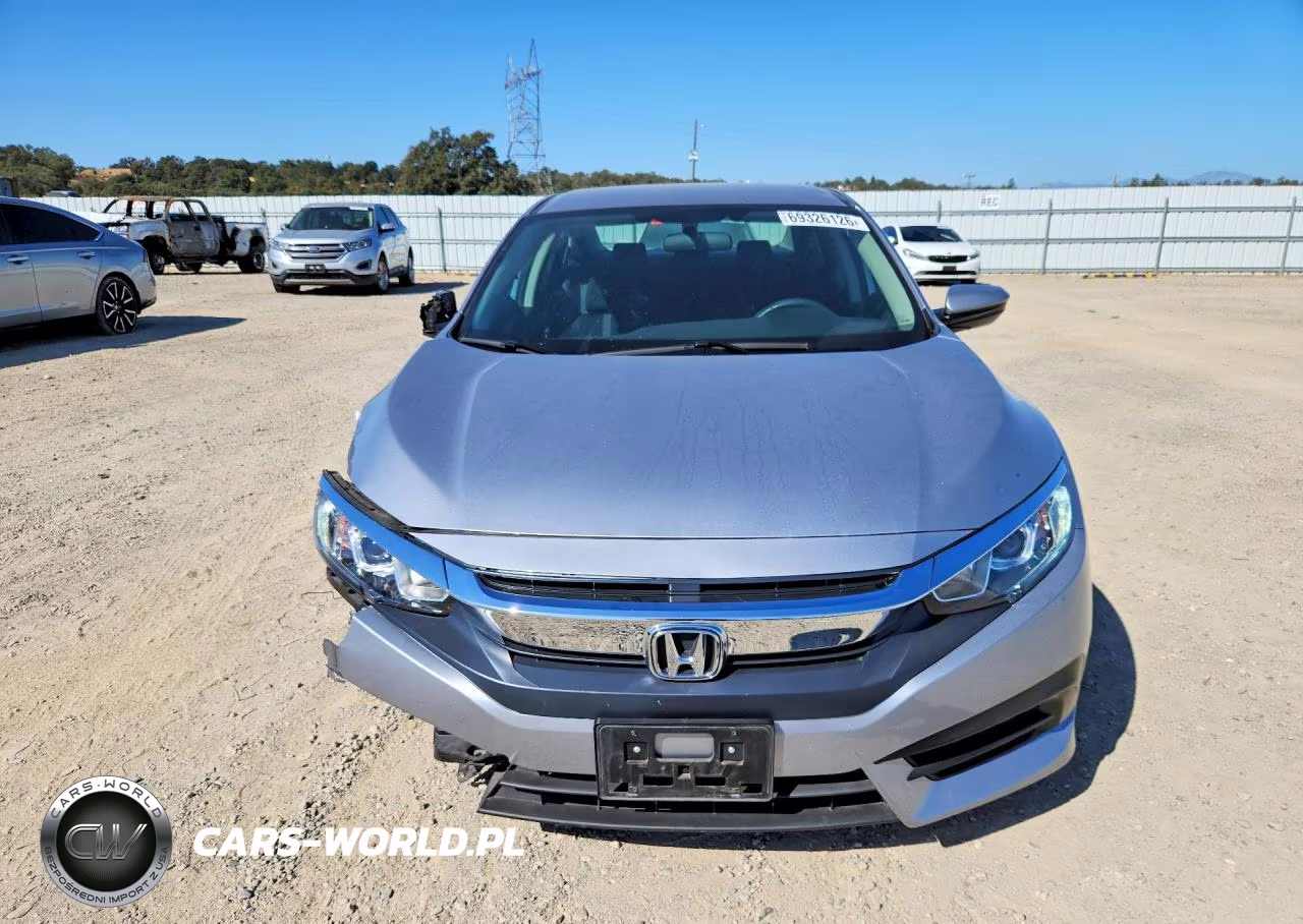 2018 Honda Civic Lx VIN:2HGFC2F54JH583977 - 5