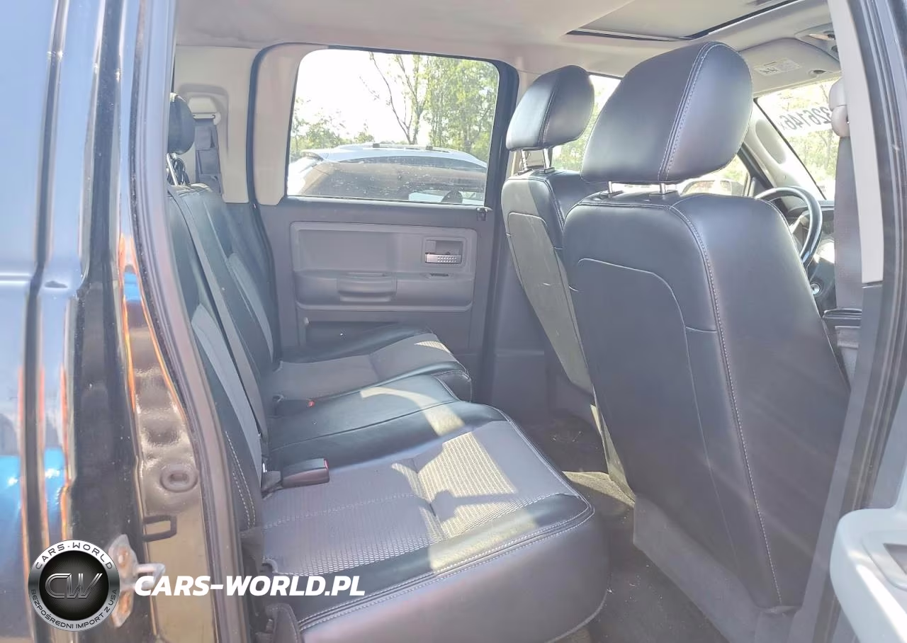 2008 Dodge Dakota Sport VIN:1D7HW68K58S503765 - 10