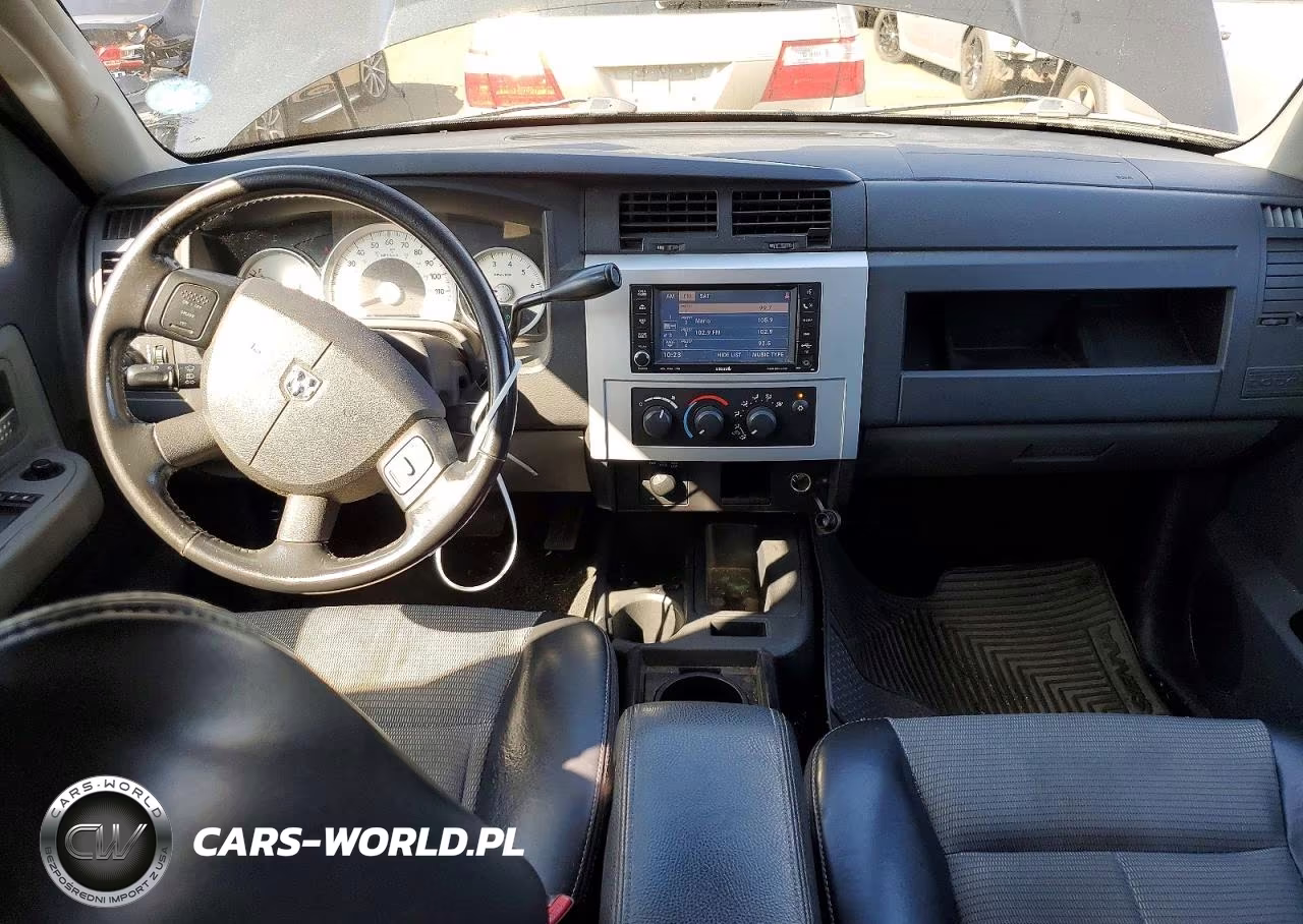 2008 Dodge Dakota Sport VIN:1D7HW68K58S503765 - 8