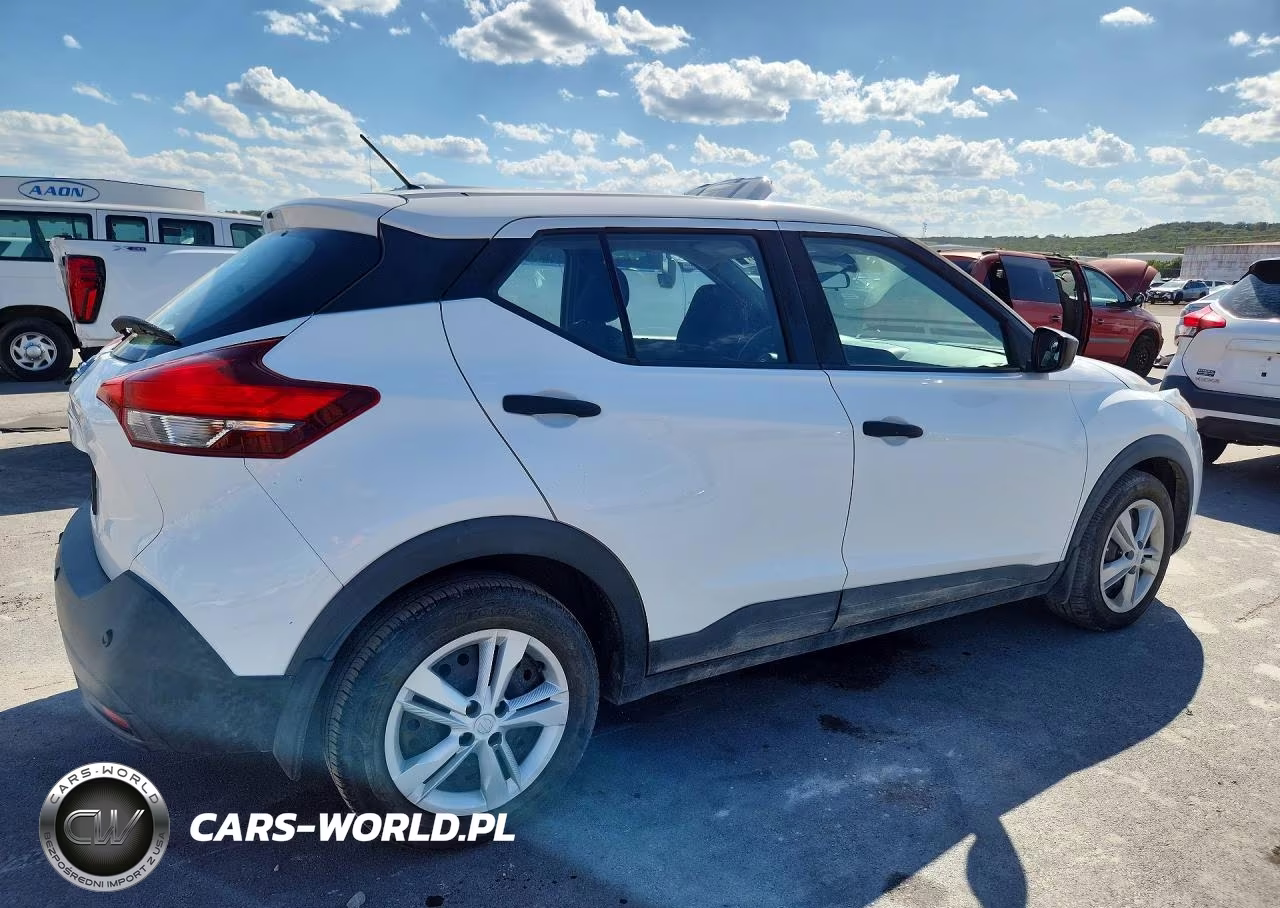 2020 Nissan Kicks S VIN:3N1CP5BV9LL496957 - 3