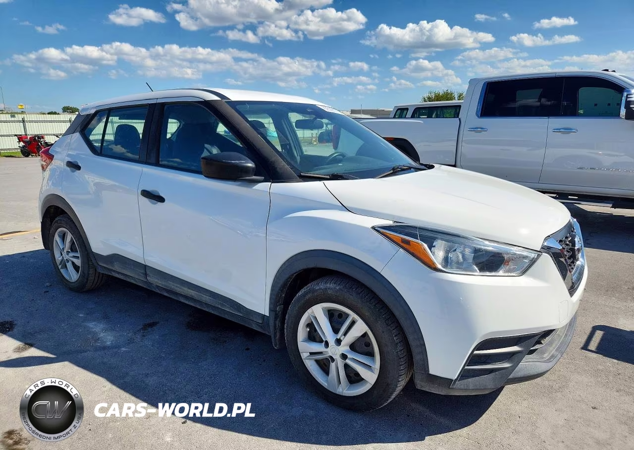 2020 Nissan Kicks S VIN:3N1CP5BV9LL496957 - 4