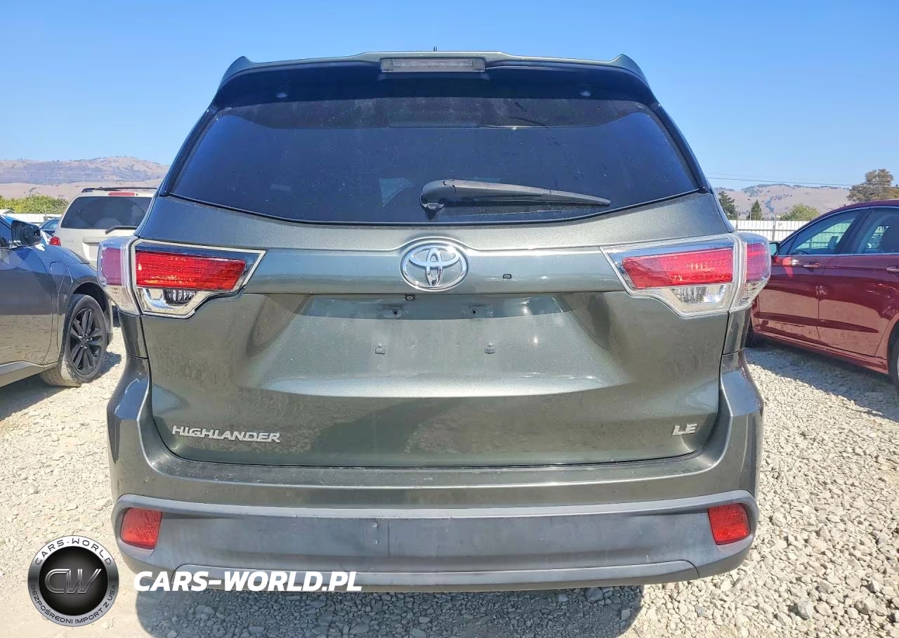 2015 Toyota Highlander Le Plus VIN:5TDZKRFH4FS070061 - 6