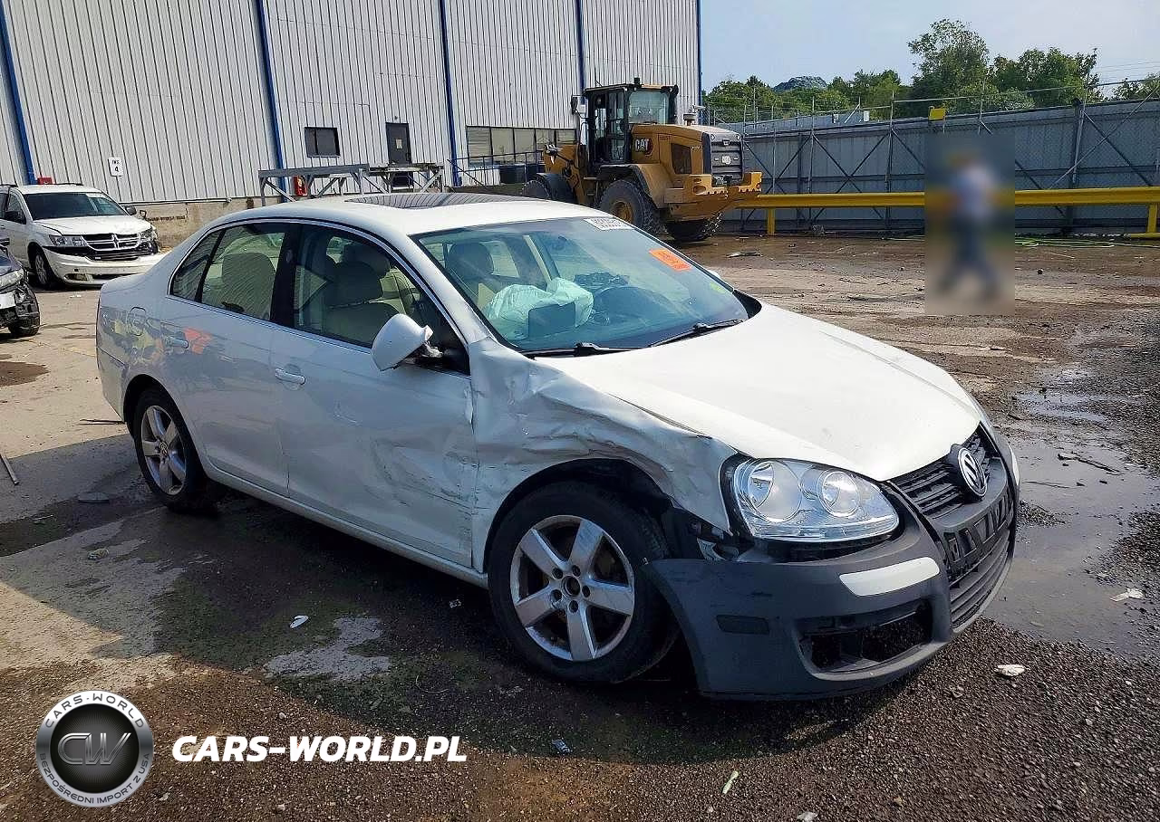 2008 Volkswagen Jetta Se VIN:3VWRM71K18M114423 - 4