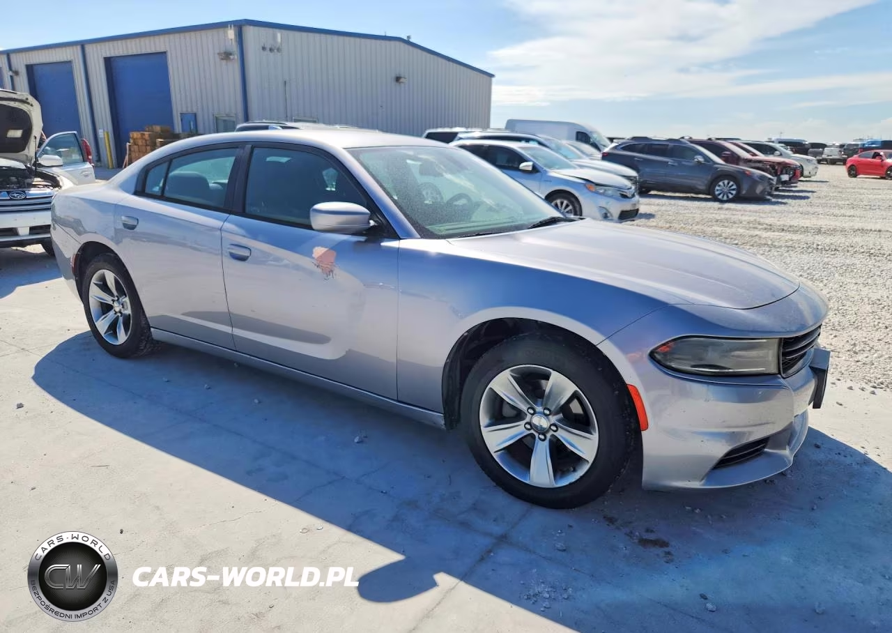 2016 Dodge Charger Sxt VIN:2C3CDXHG9GH214734 - 4