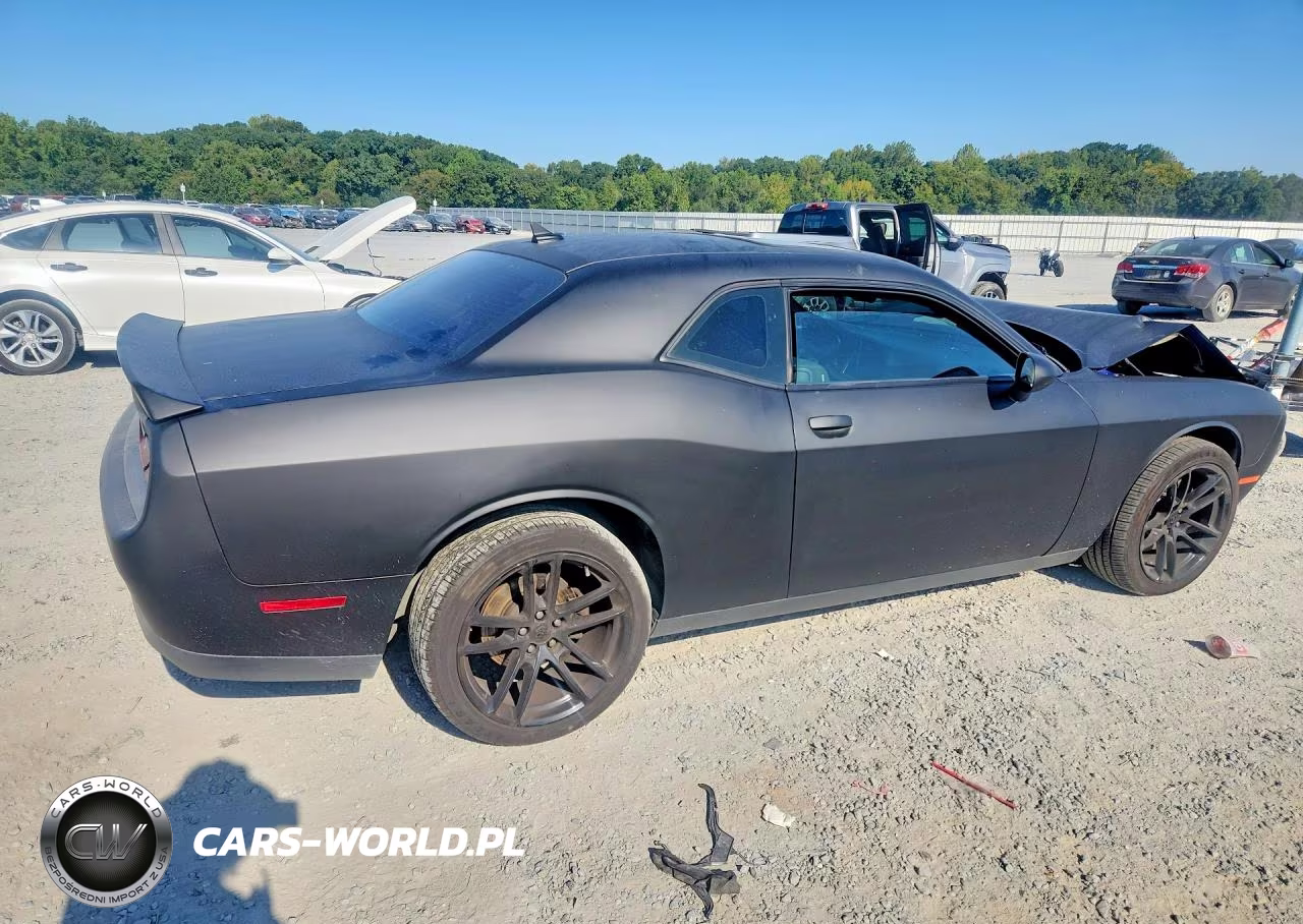 2019 Dodge Challenger Sxt VIN:2C3CDZGG1KH529680 - 3