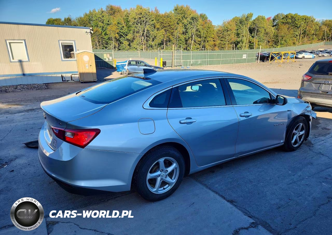 2016 Chevrolet Malibu Ls VIN:1G1ZB5ST5GF261419 - 3