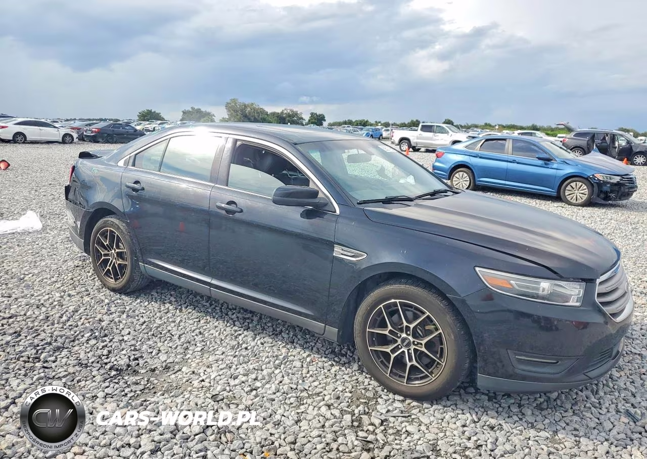 2017 Ford Taurus Sel VIN:1FAHP2E85HG120071 - 4