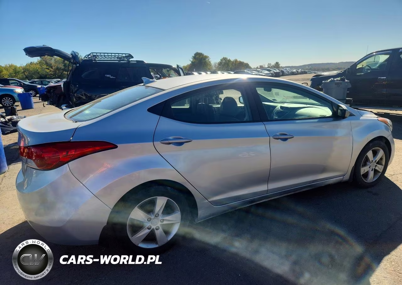 2012 Hyundai Elantra Gls VIN:KMHDH4AE4CU237062 - 3