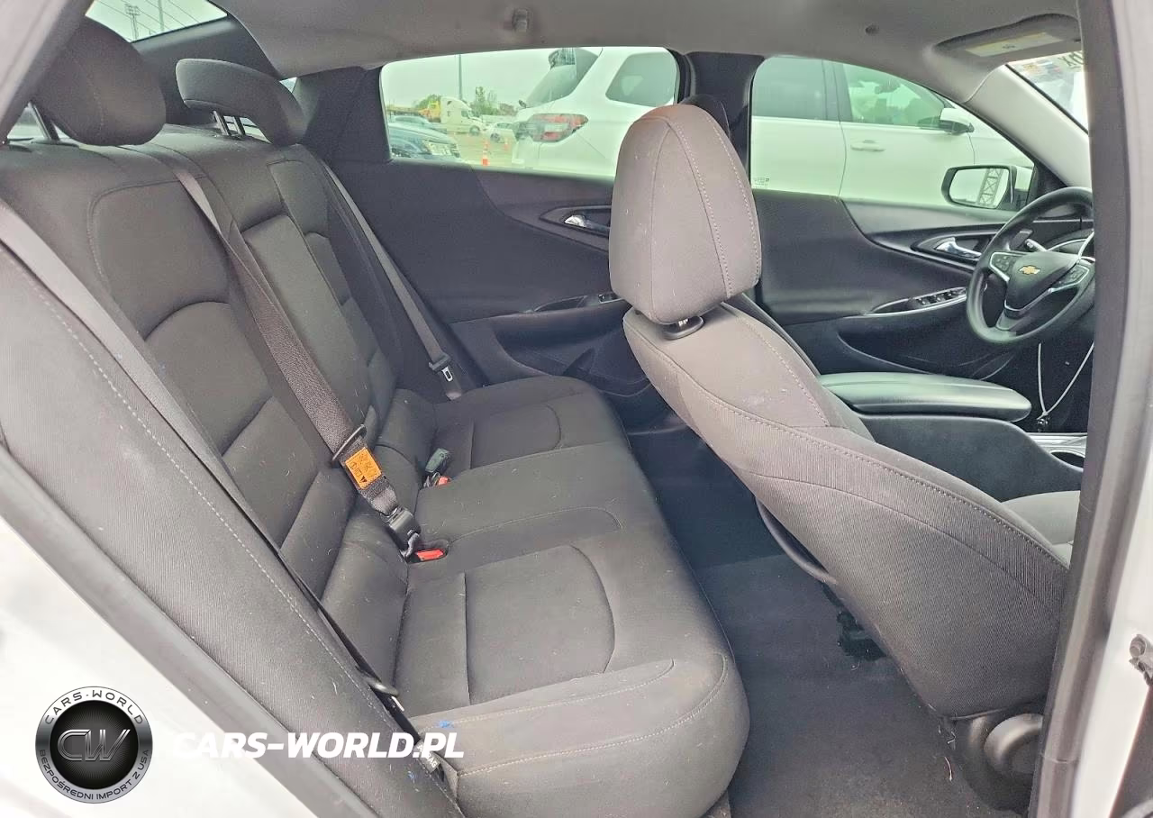 2020 Chevrolet Malibu Lt VIN:1G1ZD5ST5LF110343 - 10