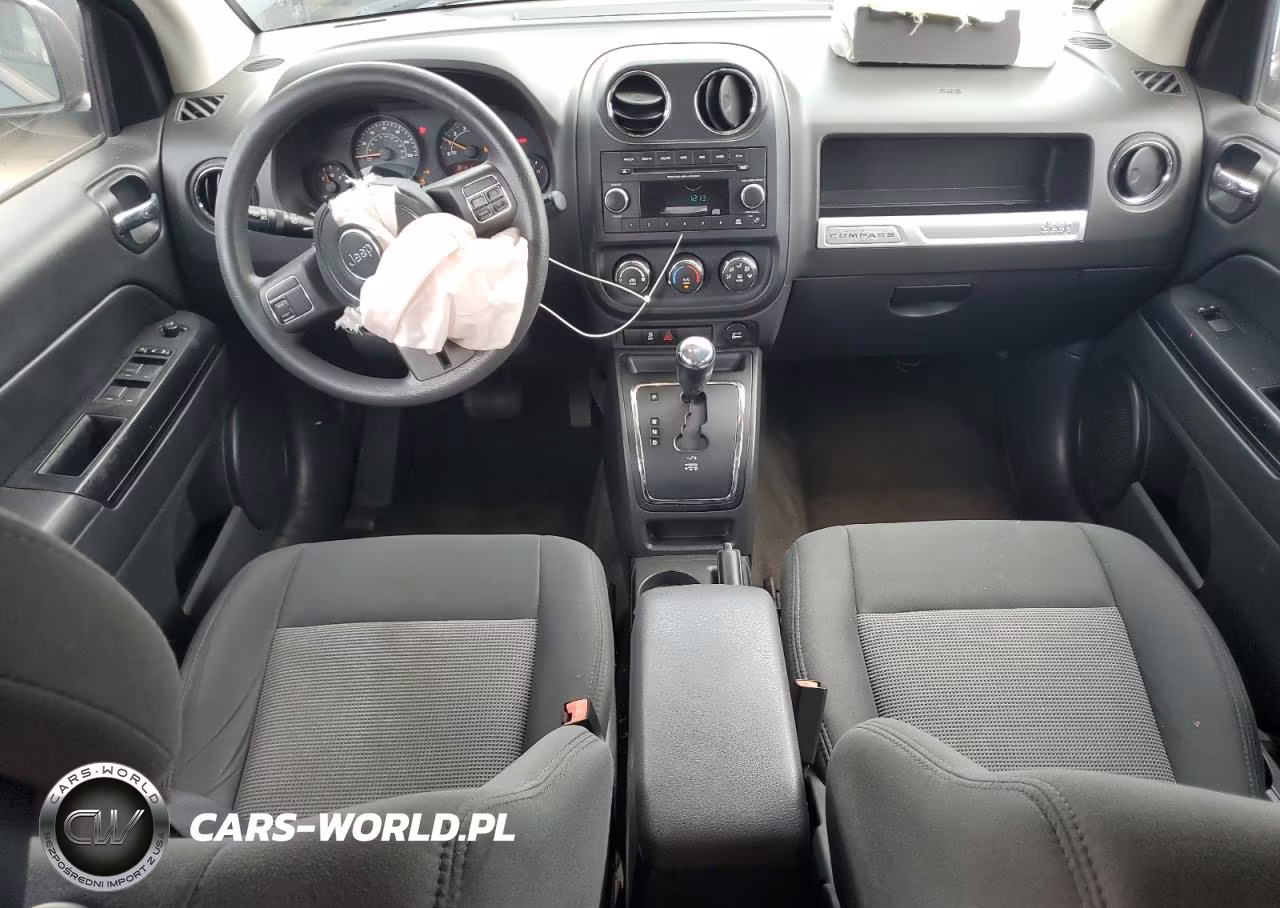 2014 Jeep Compass Sport VIN:1C4NJDBB3ED592521 - 8