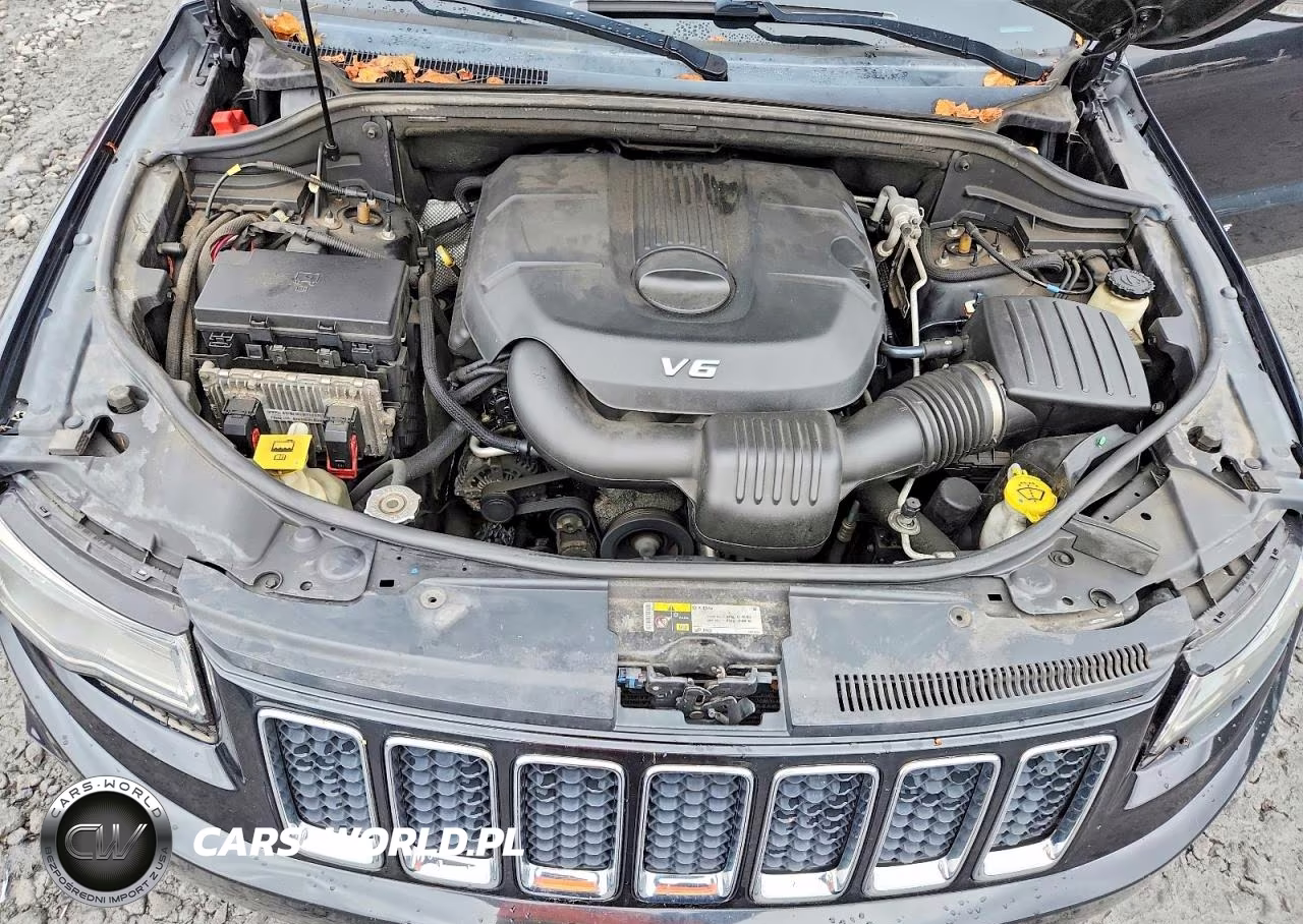2014 Jeep Grand Cherokee Overland VIN:1C4RJFCG1EC359413 - 12