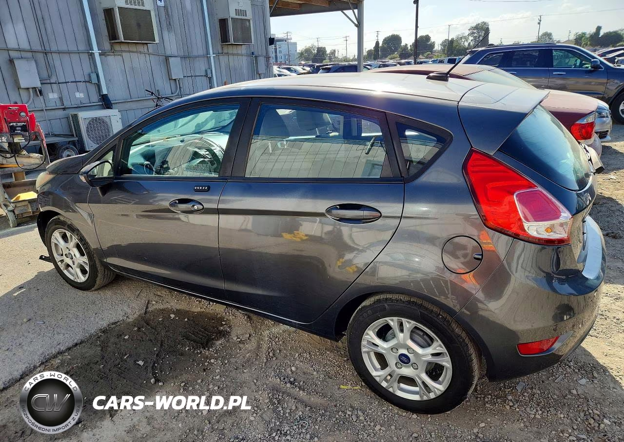 2015 Ford Fiesta Se VIN:3FADP4EJ3FM159029 - 2