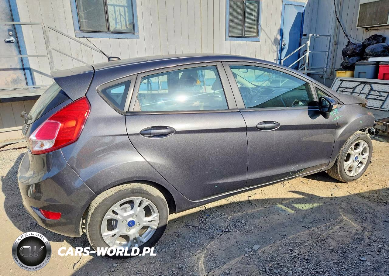 2015 Ford Fiesta Se VIN:3FADP4EJ3FM159029 - 3