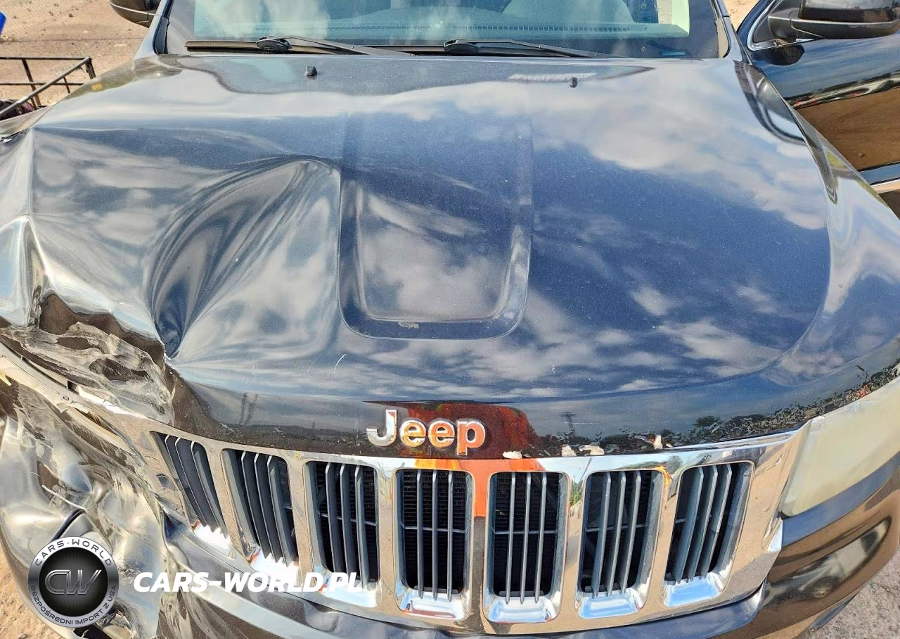 2011 Jeep Grand Cherokee Laredo VIN:1J4RR4GG0BC589957 - 12
