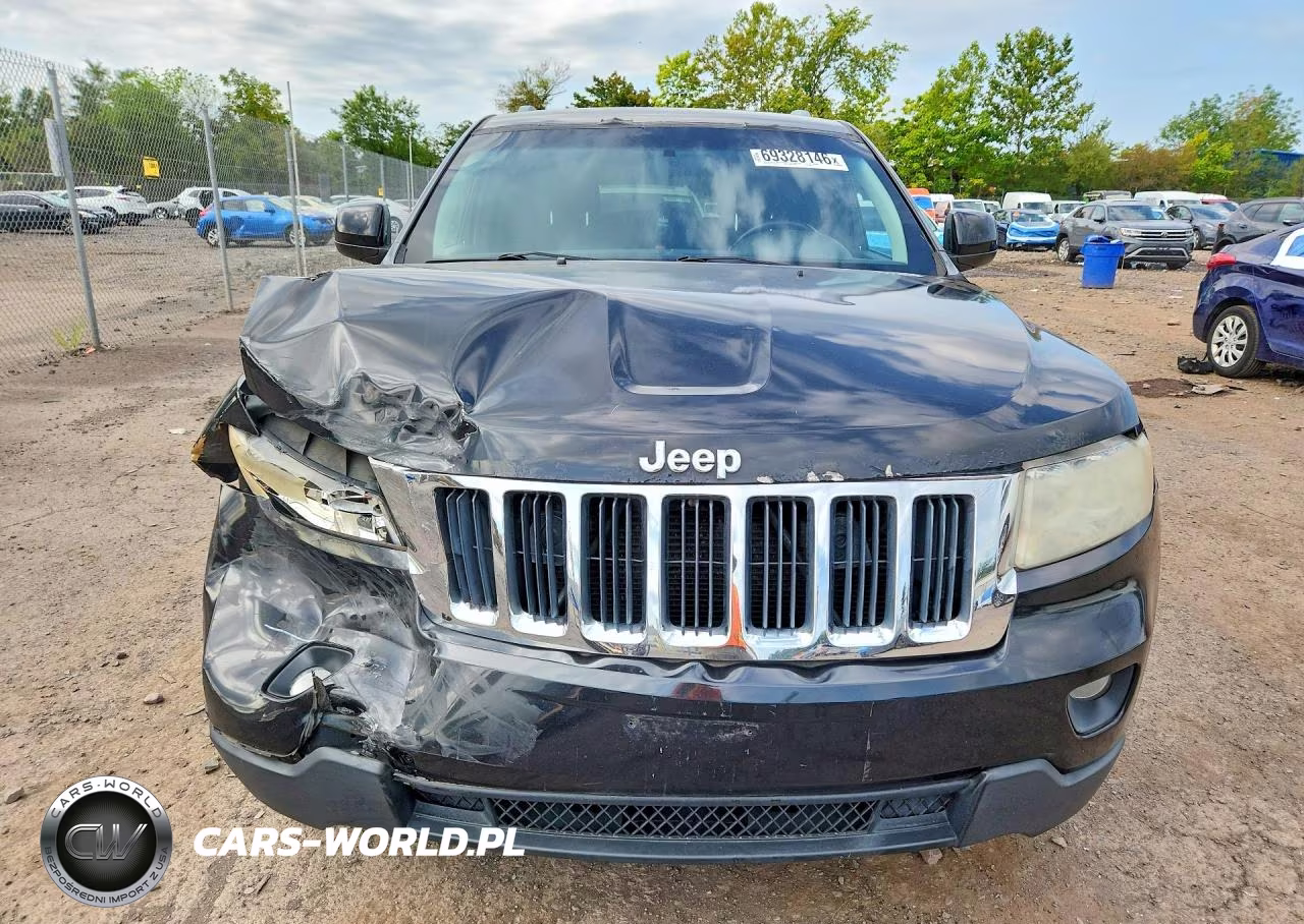 2011 Jeep Grand Cherokee Laredo VIN:1J4RR4GG0BC589957 - 5