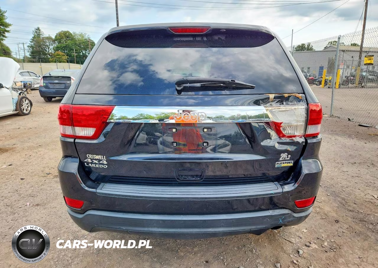 2011 Jeep Grand Cherokee Laredo VIN:1J4RR4GG0BC589957 - 6