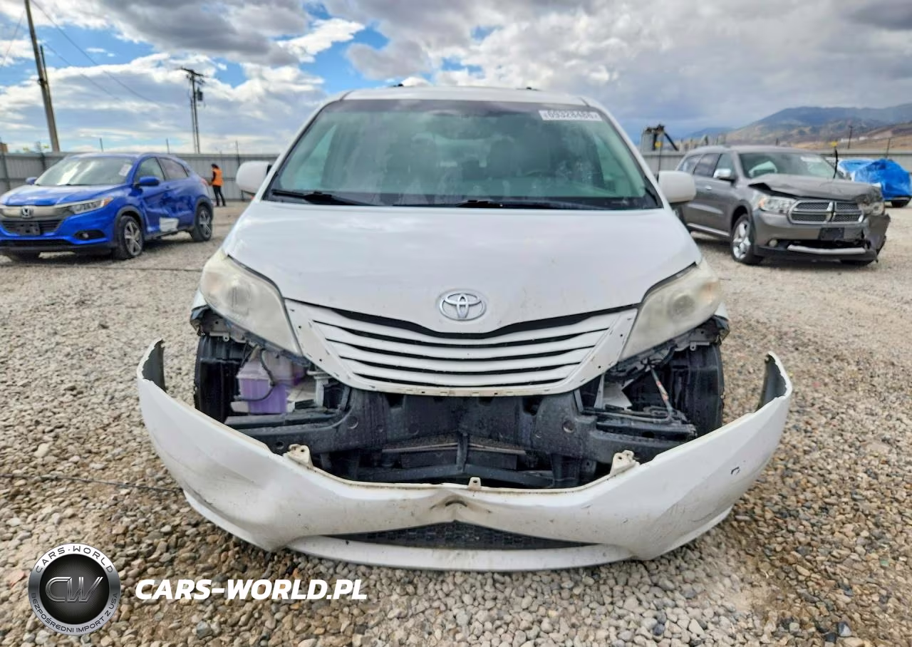 2015 Toyota Sienna Le VIN:5TDKK3DC3FS621229 - 5