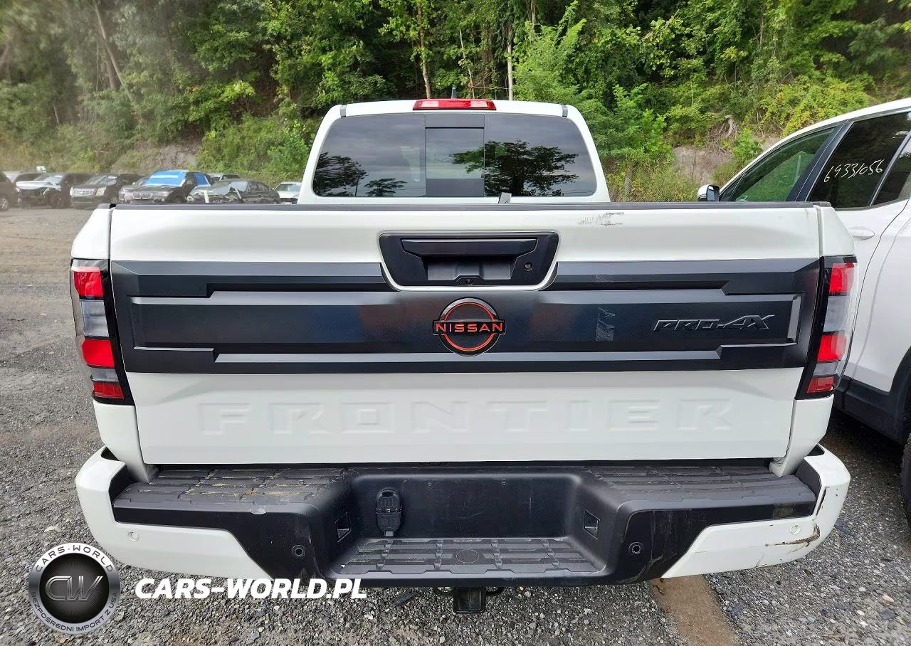 2025 Nissan Frontier Pro-4X VIN:1N6ED1FKXSN638140 - 6