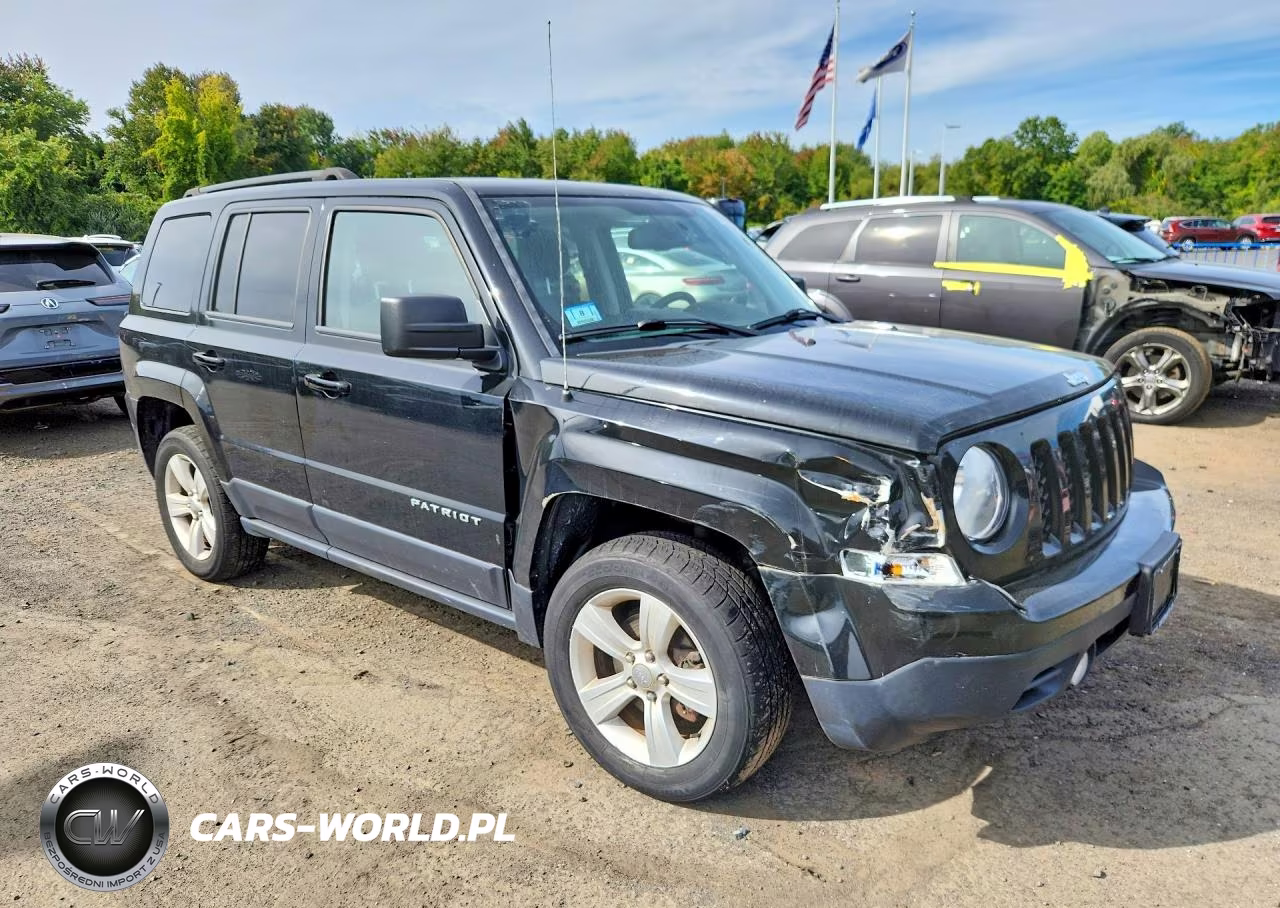 2016 Jeep Patriot Latitude VIN:1C4NJRFB1GD671230 - 4