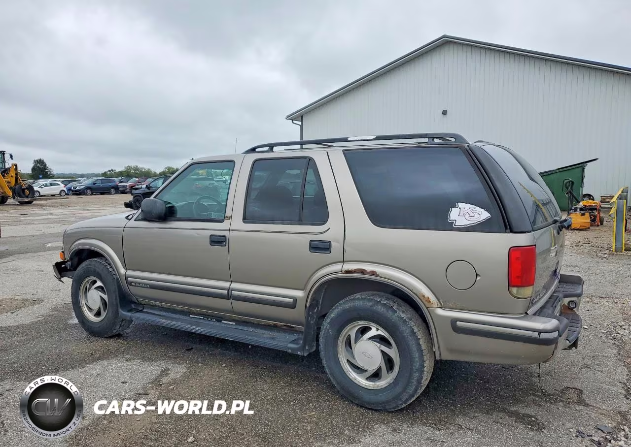 1999 Chevrolet Blazer VIN:1GNDT13W8X2156761 - 2