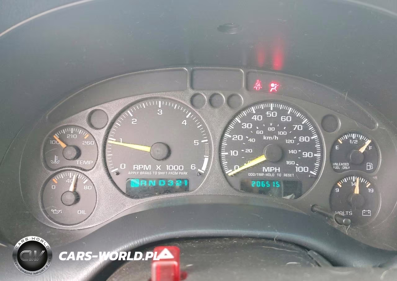 1999 Chevrolet Blazer VIN:1GNDT13W8X2156761 - 9