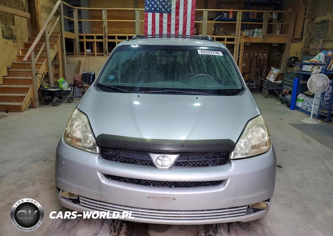 2004 Toyota Sienna Le VIN:5TDBA23CX4S008116 - 5