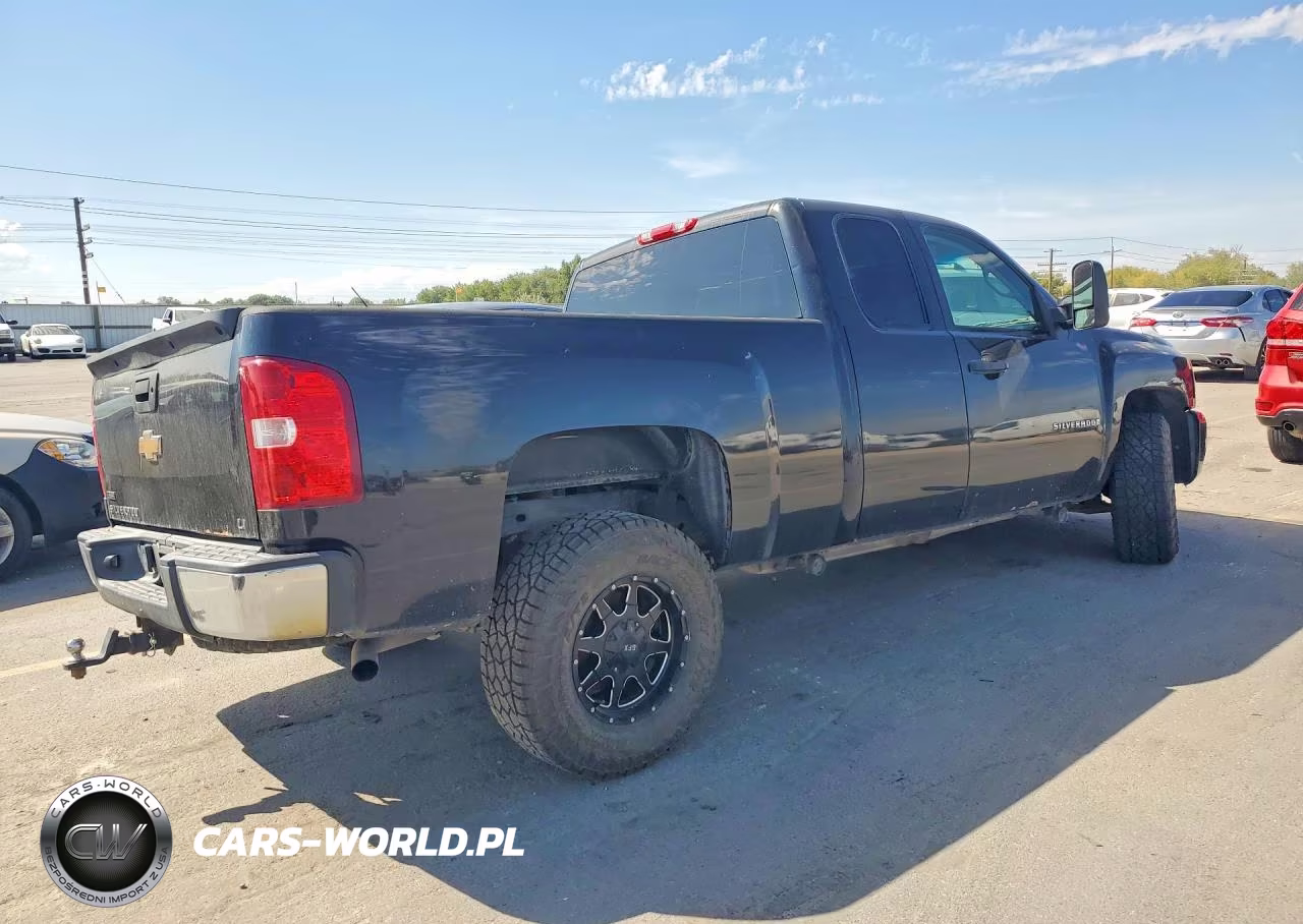 2009 Chevrolet Silverado K1500 VIN:1GCEK19049Z219268 - 3