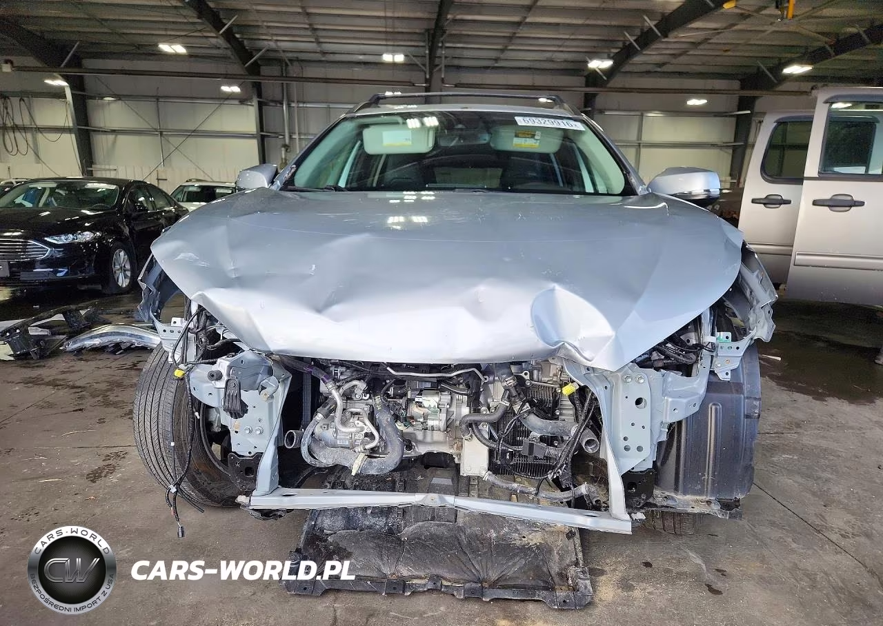 2022 Toyota Corolla Cross Xle VIN:7MUDAABG8NV005052 - 5