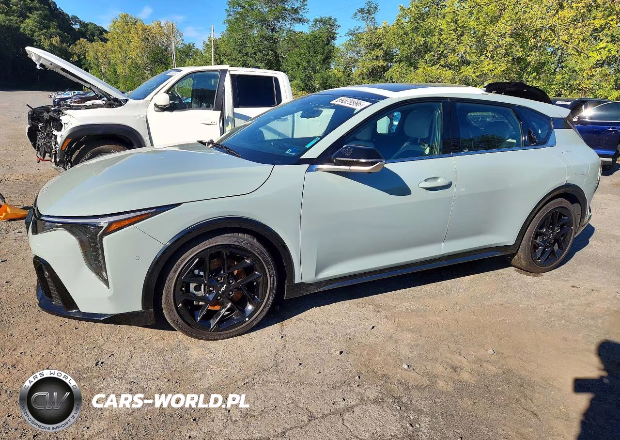 2026 Kia K4 Gt-Line Turbo VIN:3KPFU5DC4TE257321 - 1