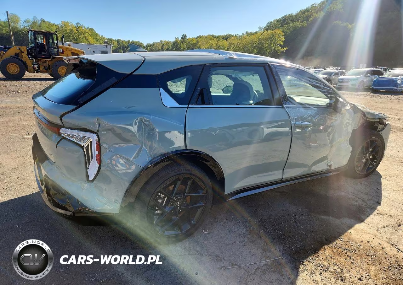 2026 Kia K4 Gt-Line Turbo VIN:3KPFU5DC4TE257321 - 3