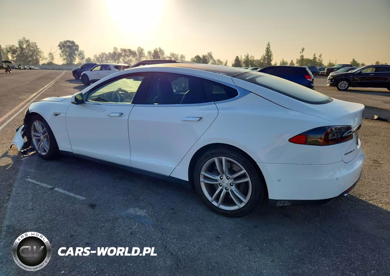 2016 Tesla Model S VIN:5YJSA1E27GF125837 - 2