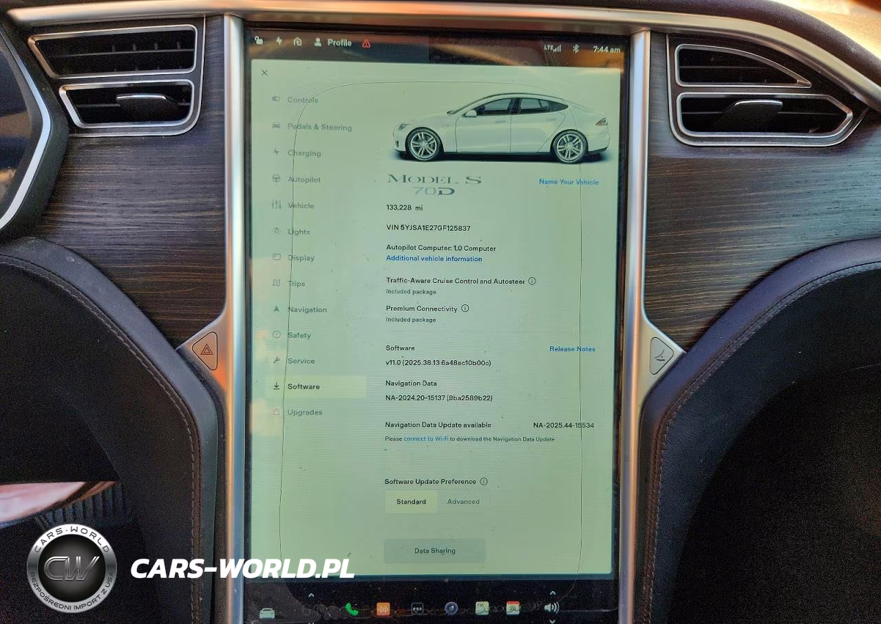 2016 Tesla Model S VIN:5YJSA1E27GF125837 - 9