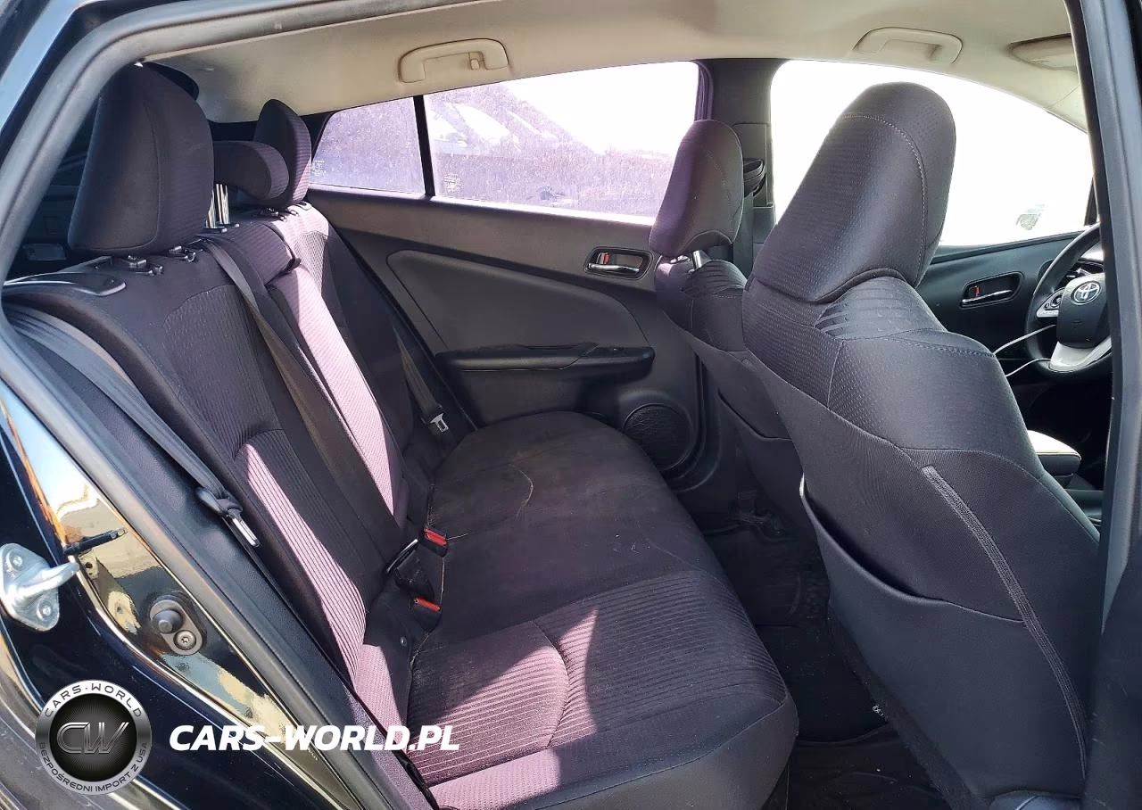 2018 Toyota Prius Two VIN:JTDKBRFU5J3066013 - 10