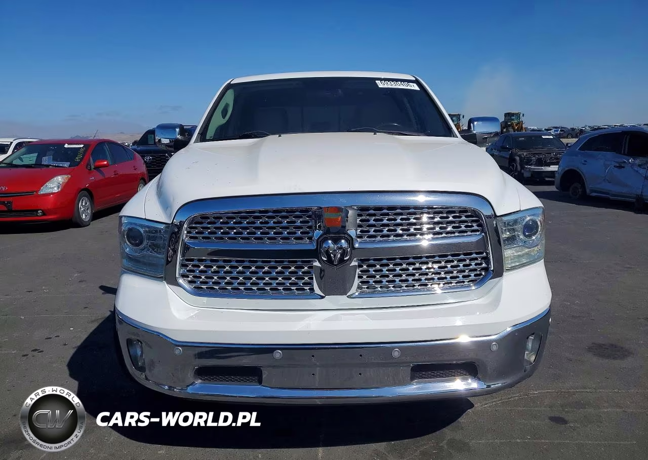 2014 Ram 1500 Laramie VIN:1C6RR6NT2ES329062 - 5