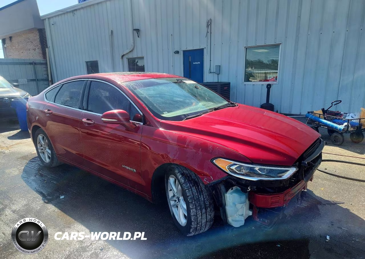 2018 Ford Fusion Se Hybrid VIN:3FA6P0LU4JR157462 - 4