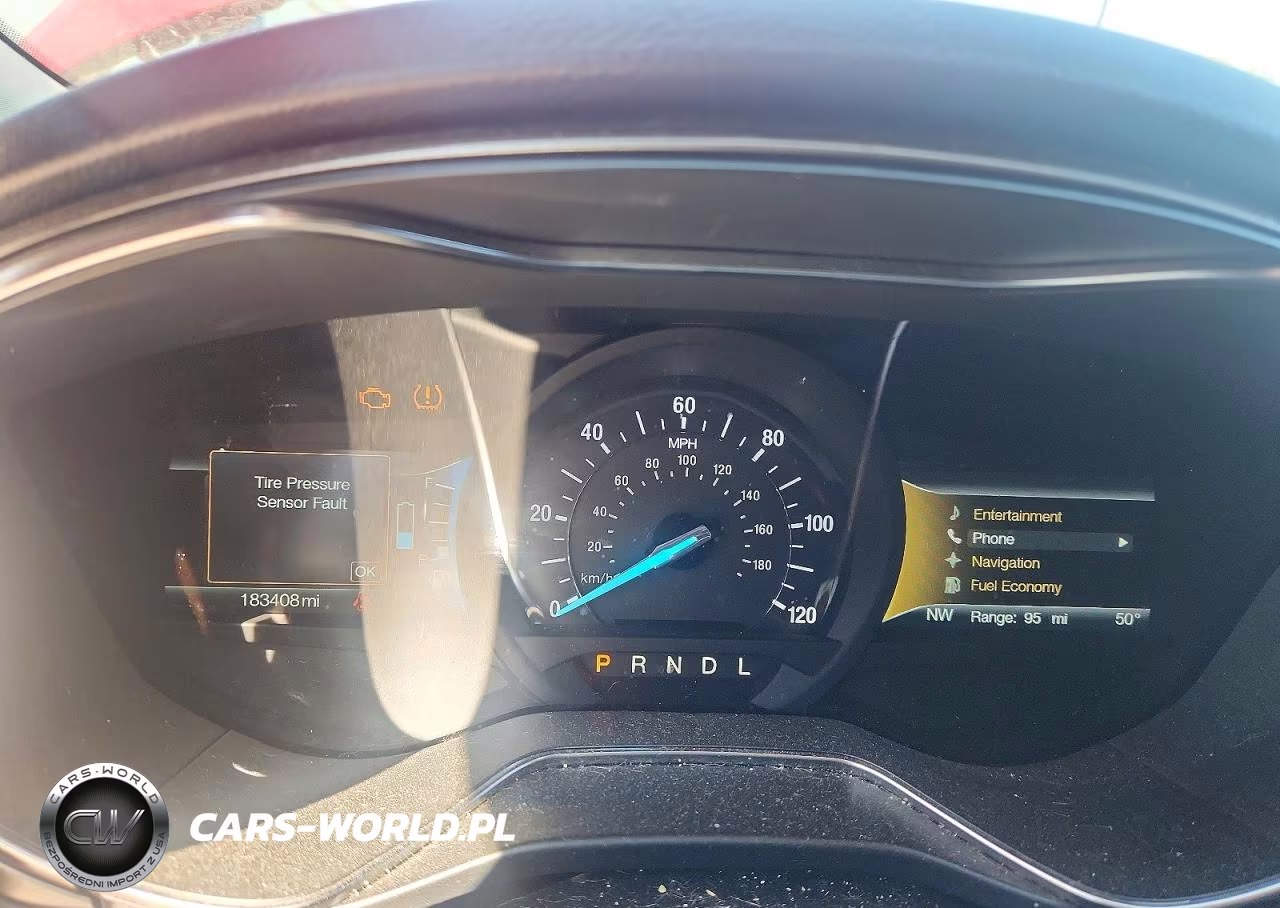 2018 Ford Fusion Se Hybrid VIN:3FA6P0LU4JR157462 - 9