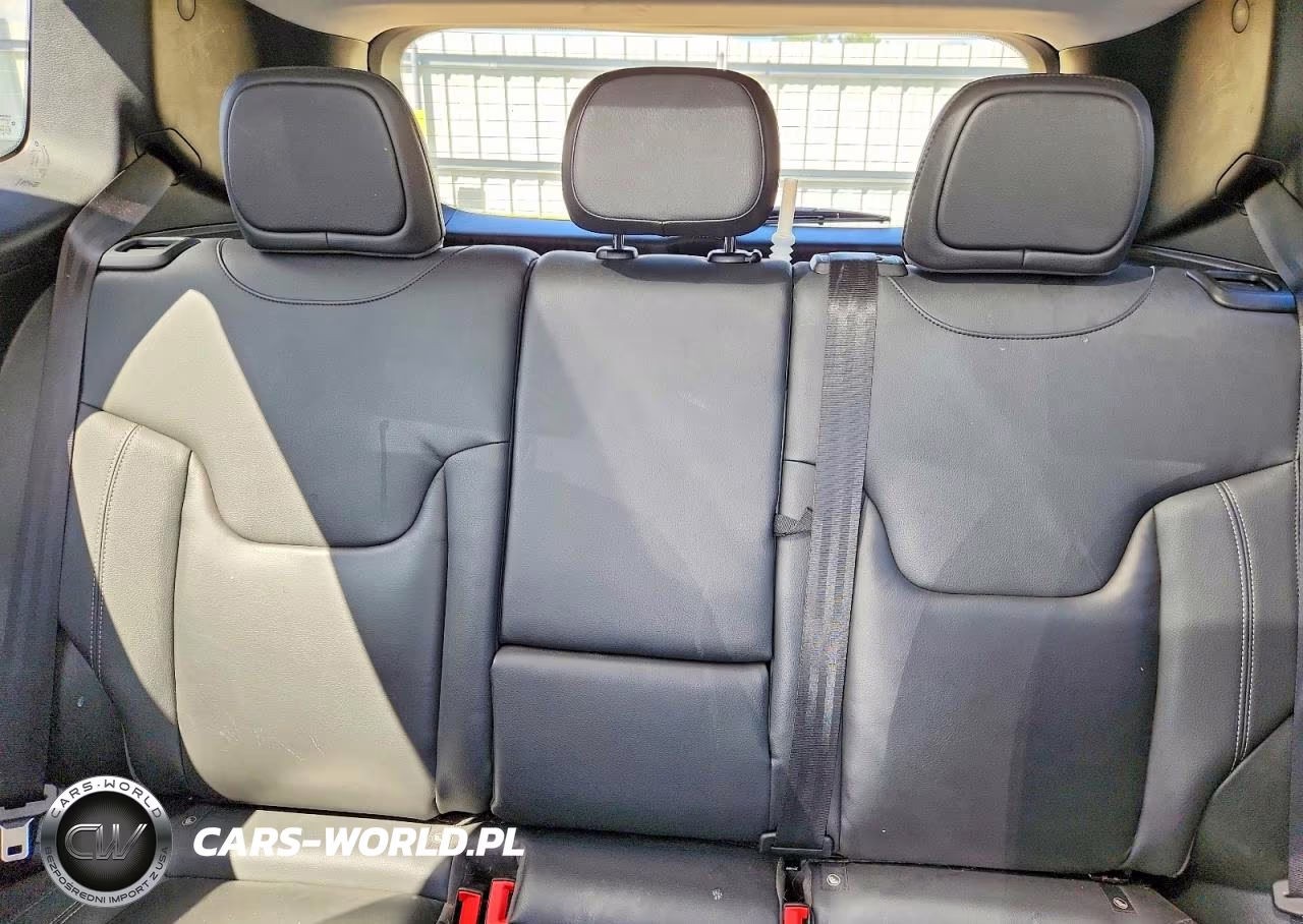 2021 Jeep Renegade Limited VIN:ZACNJDD17MPM21417 - 10