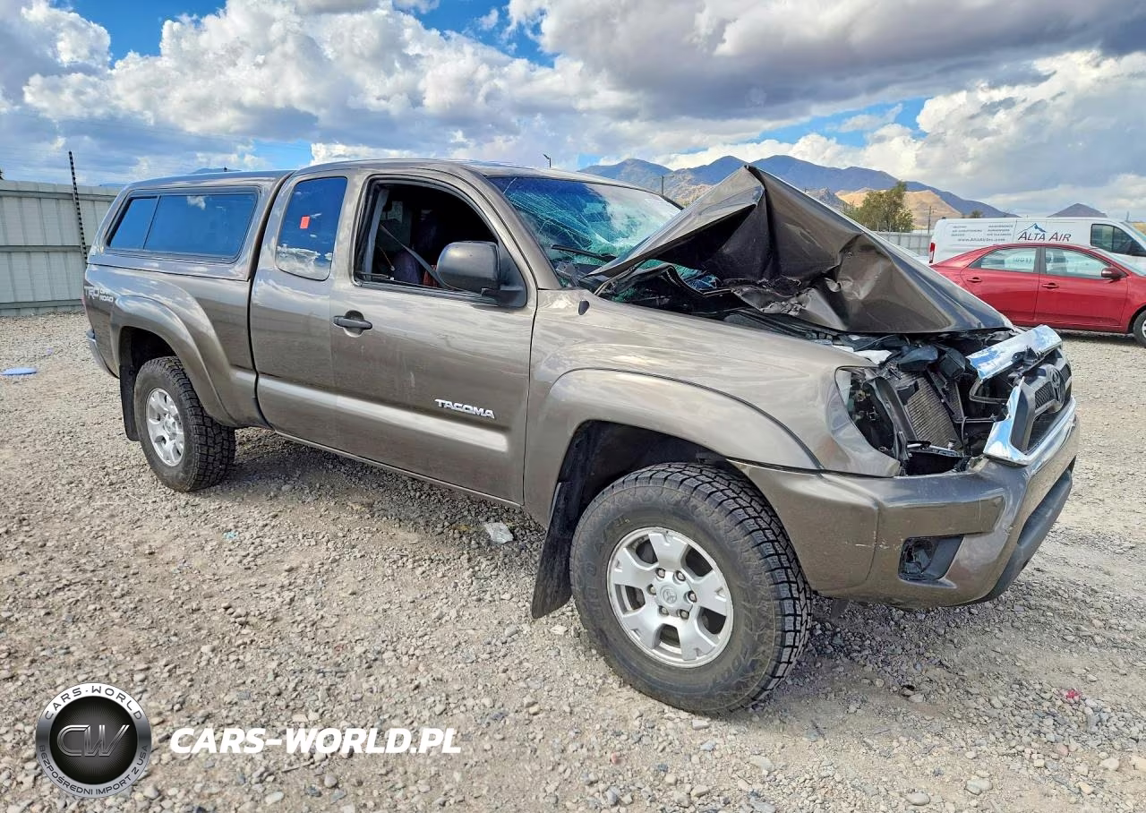 2014 Toyota Tacoma V6 VIN:5TFUU4EN4EX108718 - 4